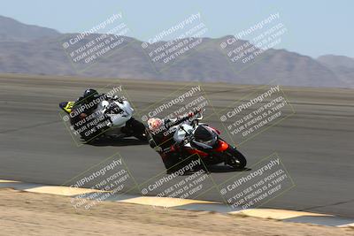 media/Apr-10-2022-SoCal Trackdays (Sun) [[f104b12566]]/Bowl (11am)/